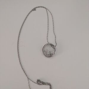 Kay Jeweler's Elegant Silver Mom Pendant Necklace